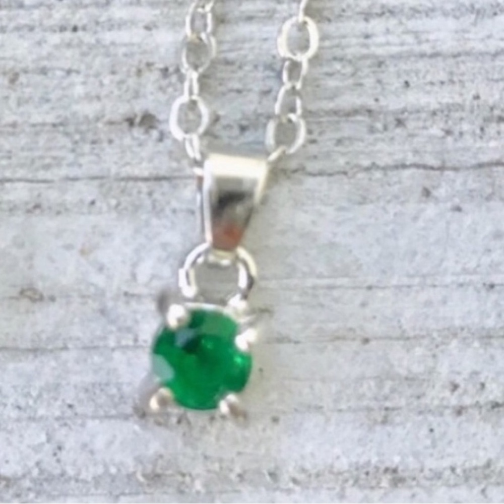EFFY emerald green necklace CZ silver plated PENDANT CHAIN EFFY minimalist gem